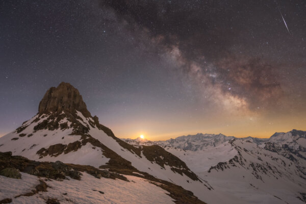 Moonrise with Milky Way and Satellite